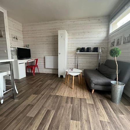 Studio Hyper Centre بورنيشّيه المظهر الخارجي الصورة